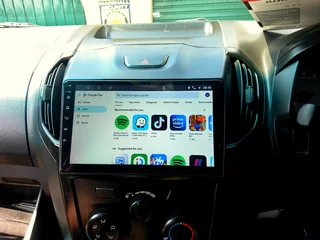 ISUZU 9 INCH TOUCHSCREEN MEDIA PLAYER