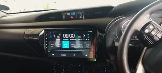 TOYOTA HILUX GD6 10 INCH ANDROID TOUCHSCREEN MEDIA UNIT (2016-2024)