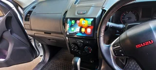 Isuzu 9 Inch Touchscreen Media Unit