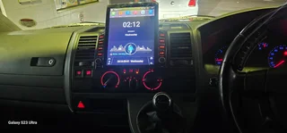 UNIVERSAL VERTICAL 9.7 INCH ANDROID TOUCHSCREEN MEDIA PLAYER WITH  CARPLAY