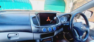 Mitsubishi Pajero Sport (2nd Gen) 9 Inch Touchscreen Media Unit