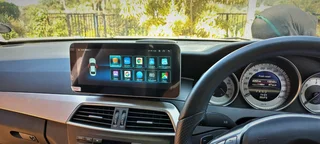 MERCEDES BENZ W204 C-CLASS ANDROID TOUCHSCREEN WITH CARPLAY