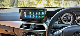 MERCEDES BENZ W204 C-CLASS ANDROID TOUCHSCREEN WITH CARPLAY