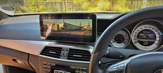 MERCEDES BENZ W204 C-CLASS ANDROID TOUCHSCREEN WITH CARPLAY