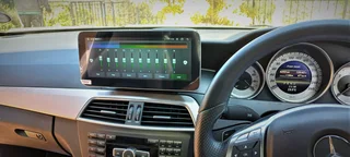 MERCEDES BENZ W204 C-CLASS ANDROID TOUCHSCREEN WITH CARPLAY