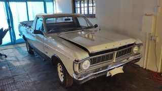 1972 Ford Ranchero XY Falcon UTE V8 original not clone Factory V8 Not easy to find a replacement.
