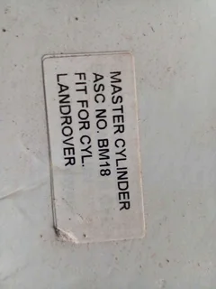 Land Rover Defender Brake MASTER CYLINDER still sealed in box. Check if looks like yours.