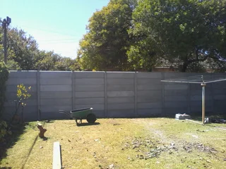 Vibracrete Extension Fence Installation – Western Cape Experts with 20&#43; Years Experience!✅