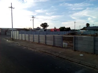 Vibracrete Extension Fence Installation – Western Cape Experts with 20&#43; Years Experience!✅