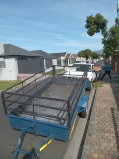 Bakkie for Hire Affordable / Garden Refuse Removal / Furniture Move/ Rubble Removal✅