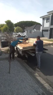 Bakkie for Hire Affordable / Garden Refuse Removal / Furniture Move/ Rubble Removal✅