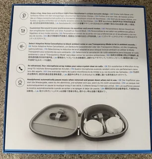 Bowers and  Wilkens PX7 S3 and Sennhiser Momentum 4