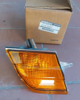 Nissan Micra Front Flicker Light New
