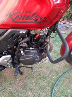 2022 Honda 200 Hero - Xpulse - Road Bike - R15,000