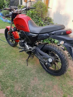 2022 Honda 200 Hero - Xpulse - Road Bike - R15,000