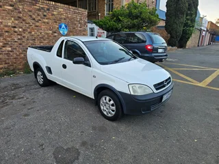 2004 Opel Corsa Utility 1.4i - Bakkie - R79,000