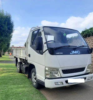 JMC CARRYING 2.8 Turbo Diesel Truck - R108,000