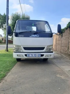 JMC CARRYING 2.8 Turbo Diesel Truck - R108,000