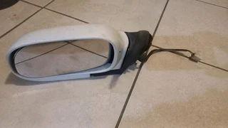 2002 corolla rxi LHS electric side mirror