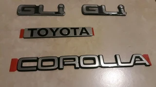 Toyota corolla  Gli twincam badges