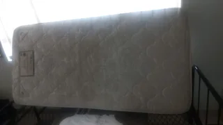 Single bed mattress