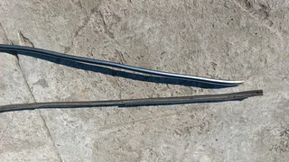 Toyota corolla rxi front winscreen beading