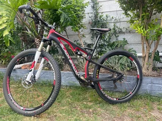 BlackSpade 29er Full Suspension MTB – Medium – Shimano SLX – Air Suspension (offers welcome)