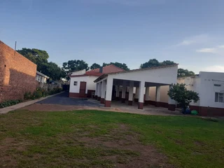 6 Bedroomed House for Sale