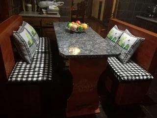 6 Bedroomed House for Sale