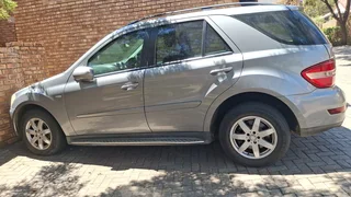 Very Clean 2010 Mercedes-Benz ML 350 Diesel Automatic
