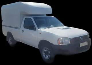 Nissan NP300 Single Cab with camopy