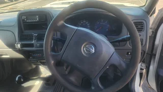 Nissan NP300 Single Cab with camopy
