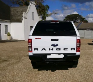 2023 Ranger 2.0 SIT FX4 4x2 (20 000km)