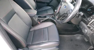 2023 Ranger 2.0 SIT FX4 4x2 (20 000km)