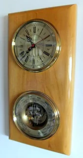 Barometer and Clock in Solid Brass on Wood board Ø 175mm H16mm Overall L 49 x W 24.5 x H 5.2cm kg 3.