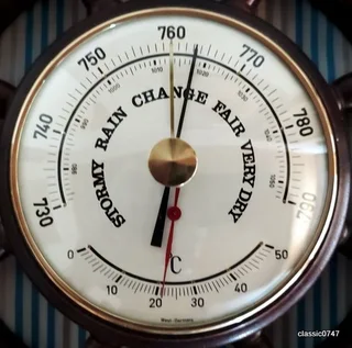 Stirring wheel Barometer, Thermometer in Brass Ø135 cm overall size Ø 42.5 cm