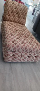 Chaise lounger chair