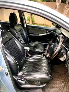 2004 Toyota Runx Hatchback