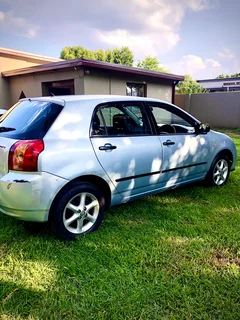 2004 Toyota Runx Hatchback