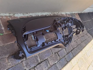 2014/2015 KIA CERATO DASH with airbag*****R3000**