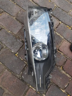 Bmw F30 Non Xenon Headlight  R2600