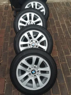 Bmw OEM set of16 inch mags + tyres R2900