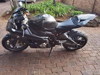 2011 BMW 1000R **R148 000**