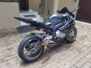 2011 BMW 1000RR **R137 000 **
