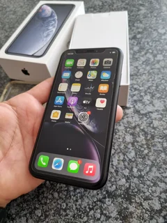 Iphone Xr 64gb Cellphone For Sale – Good Condition
