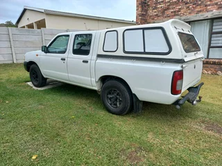 Nissan Np300 2.5tdi