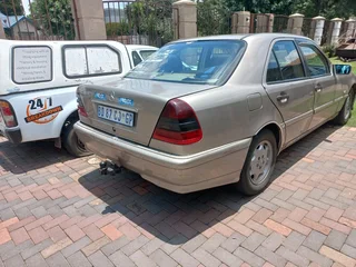 Mercedes-benz C180 Blown Head Gasket