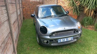 MINI COOPER 1.6 NON RUNNER TOW AWAY BLOWN HEAD GASKET