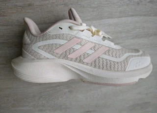 Black Friday deals: Female running shoes x2 SALE!