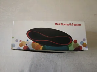 Portable Bluetooth Speaker &#43; Mirror